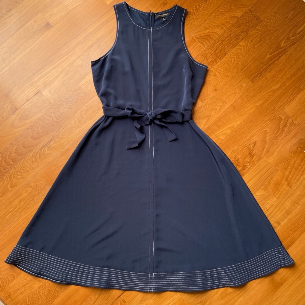 NWT Banana Republic Sleeveless Navy Dress - Size 8P